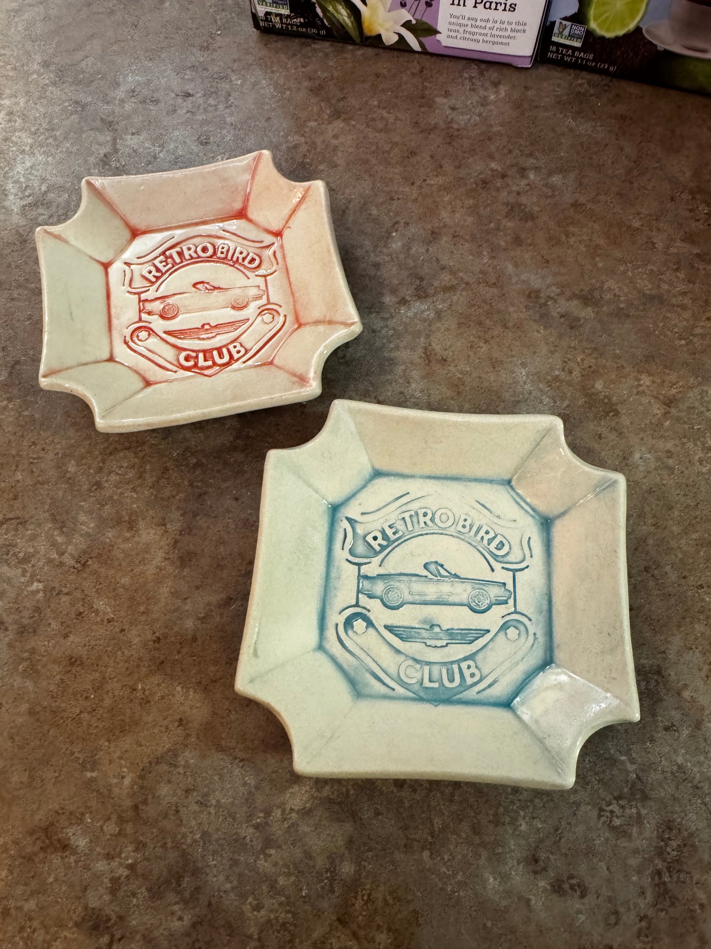 Retro-bird Square Dish