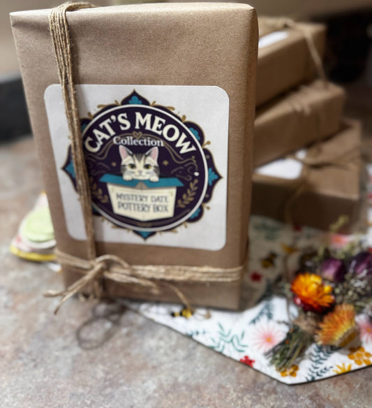Mystery Date - Cat's Meow Collection